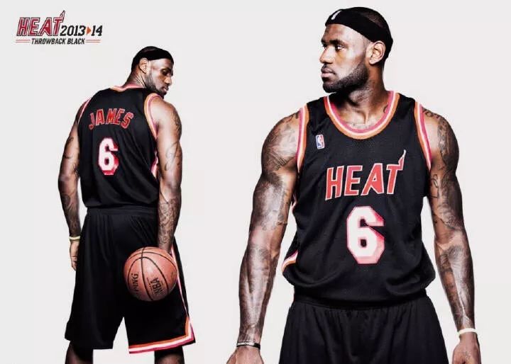  德罗赞关键球稳公牛击败热火冲击季后赛